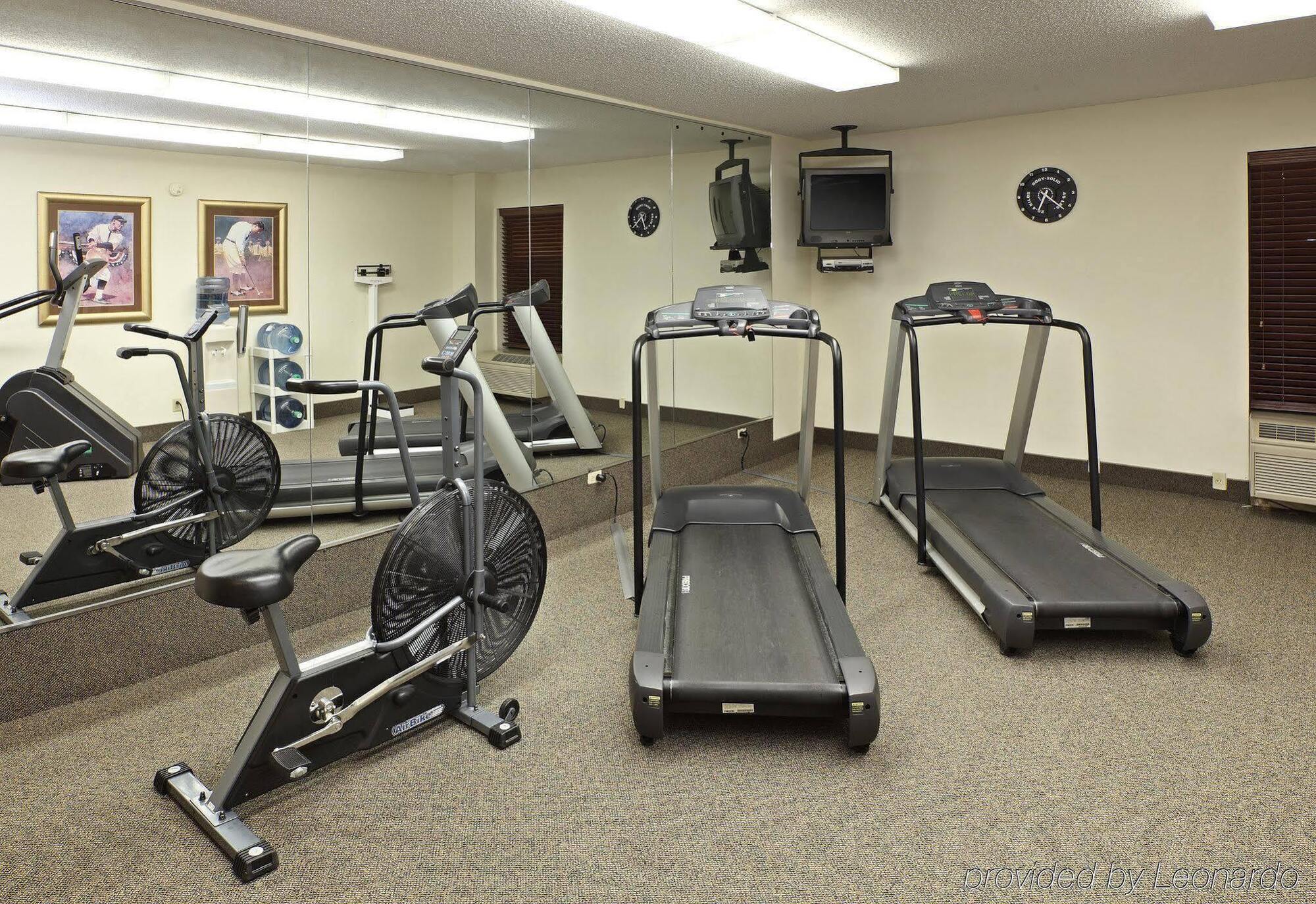 Holiday Inn Express & Suites Fayetteville University Of Arkansas Area By Ihg Extérieur photo
